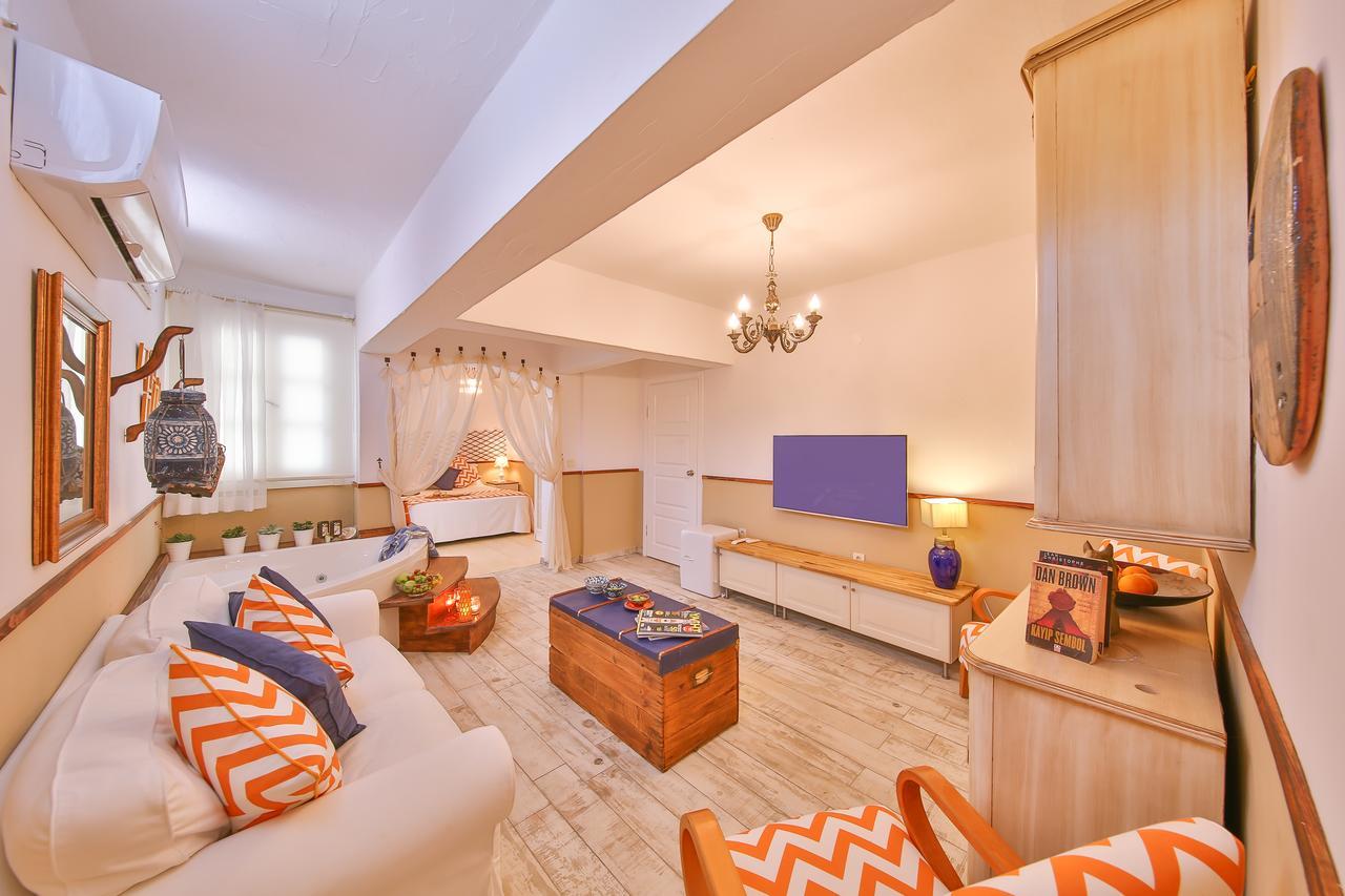 Palas Ilica Çeşme Exterior foto
