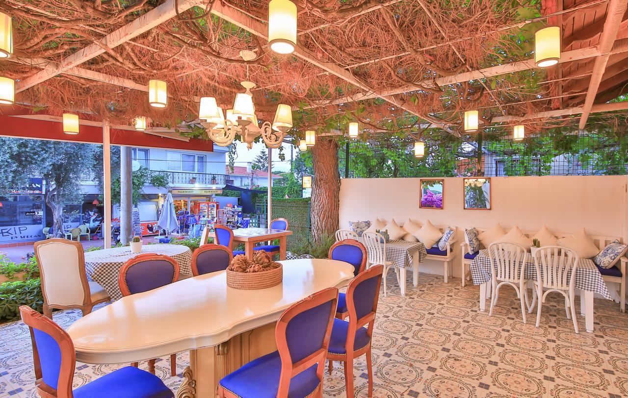 Palas Ilica Çeşme Exterior foto