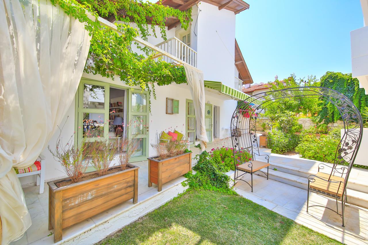 Palas Ilica Çeşme Exterior foto