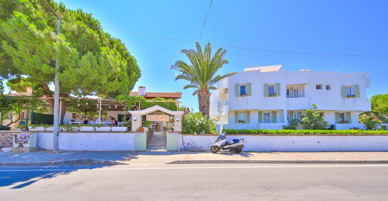Palas Ilica Çeşme Exterior foto